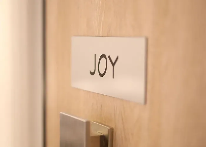 Joy Luxury Central Apartment